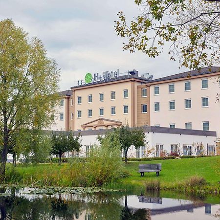 H+ Hotel Frankfurt Airport West Hofheim Exterior foto