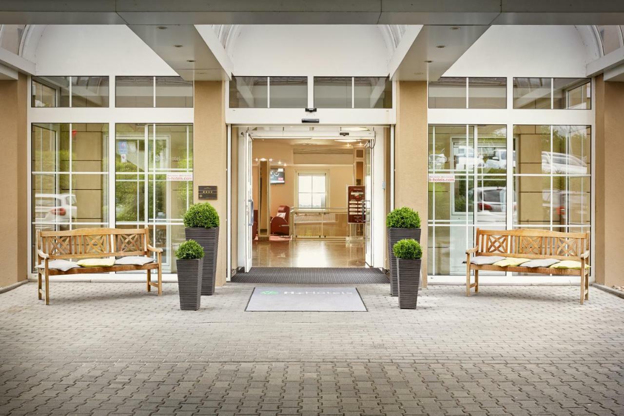 H+ Hotel Frankfurt Airport West Hofheim Exterior foto